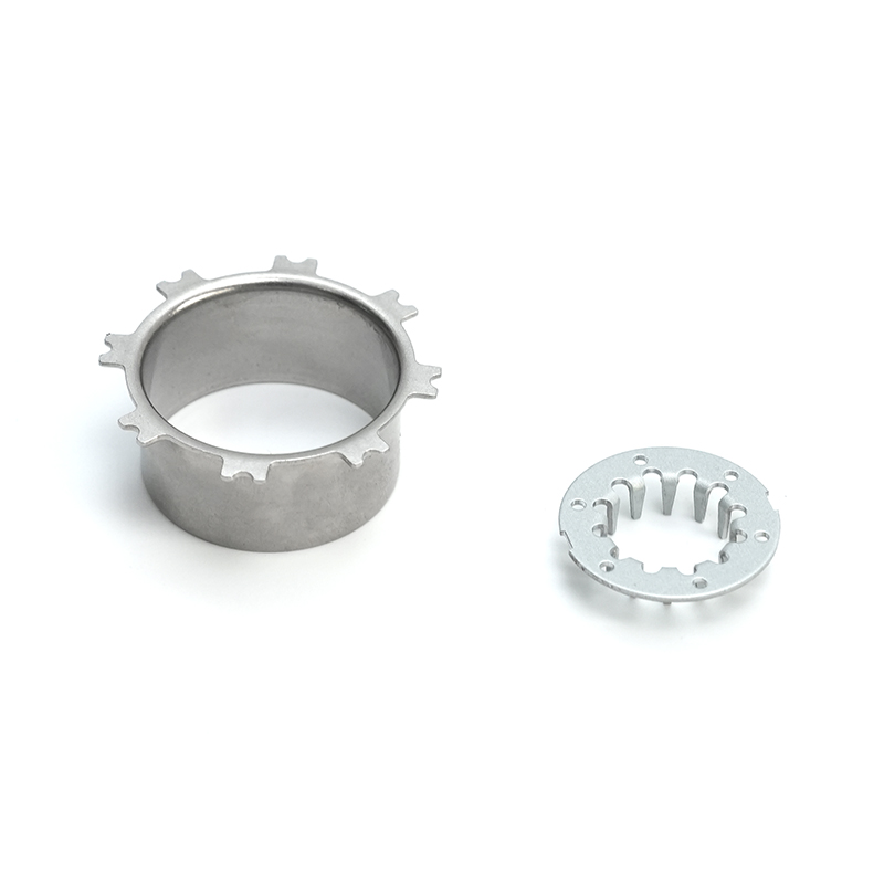 Железный монтажный кронштейн